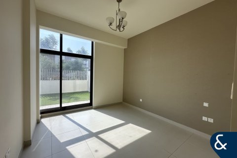 Vila v Mohammed Bin Rashid City, Dubai, SAE 4 spálne, 187 m2 č. 668145 - Fotografia 10