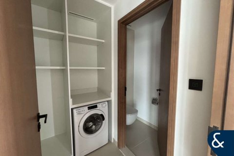 Apartmen di Dubai Marina, Dubai, UAE 1 bilik tidur, 91 meter persegi № 668149 - foto 7