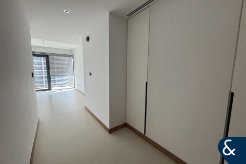 Apartmen di Dubai Marina, Dubai, UAE 1 bilik tidur, 91 meter persegi № 668149 - foto 2