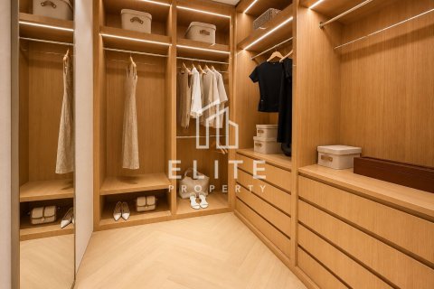 Apartamento en venta en Al Wasl, Dubai, EAU 2 dormitorios, 215 m2 № 736322 - foto 5