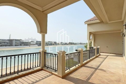 Villa Palm Jumeirah, Dubaijā, AAE 6 istabas, 1245 m2 Nr. 736320 - attēls 3
