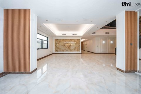 Вилла Дубай, БАӘ-да 6 жатын бөлмелер, 915 м² № 702572 - фото 3