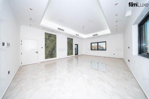 Вилла Дубай, БАӘ-да 6 жатын бөлмелер, 915 м² № 702572 - фото 9