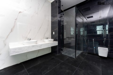 Vilă de închiriat în Dubai, EAU 4 dormitoare, 1393.5 mp.  №647660 - poză 24