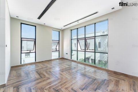 Vilă de închiriat în Dubai, EAU 4 dormitoare, 1393.5 mp.  №647660 - poză 17