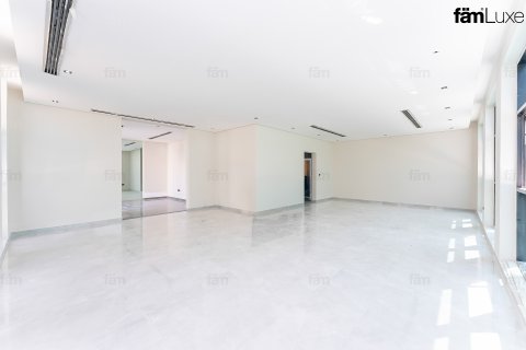 Vilă de închiriat în Dubai, EAU 4 dormitoare, 1393.5 mp.  №647660 - poză 5