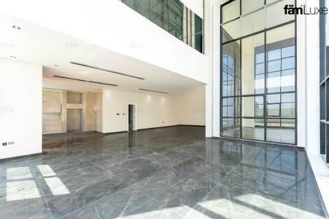 Vilă de închiriat în Dubai, EAU 4 dormitoare, 1393.5 mp.  №647660 - poză 3