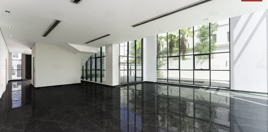Vila di Dubai, UEA 4 kamar tidur, 1393.5 m2 nomor 647660
