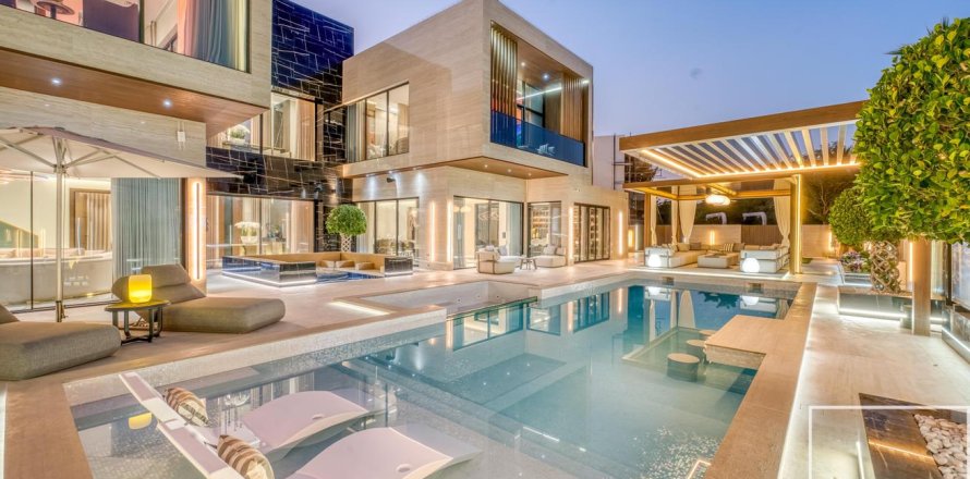 Vilë në Al Barari, Dubai, Emiratet e Bashkuara Arabe 4 dhoma gjumi, 1003 m2. № 681045