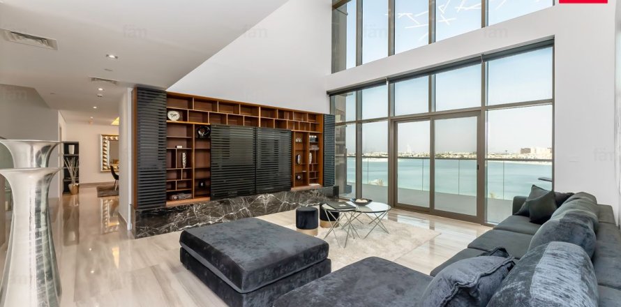 Kattohuoneisto Palm Jumeirah, Dubai, Arabiemiraatit 4 makuuhuonetta, 471.2 m2 № 751940