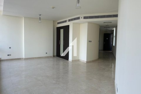 Dubai, BAE’de kiralık daire 1 oda, 82.7 m&sup2; No 642129 - fotoğraf 1