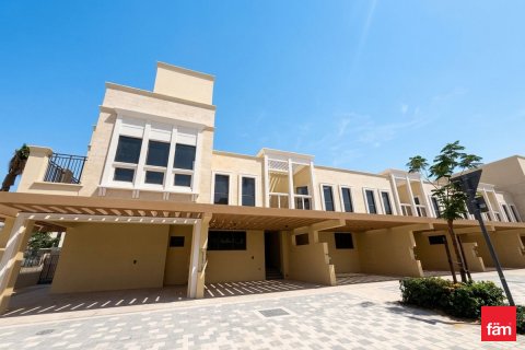 Townhouse în Dubai, EAU 4 dormitoare, 144 mp.  №718026