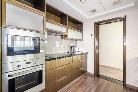 Huoneisto Downtown Dubai (Downtown Burj Dubai), Dubai, Arabiemiraatit 1 makuuhuone, 83 m2 № 655274 - kuva 9