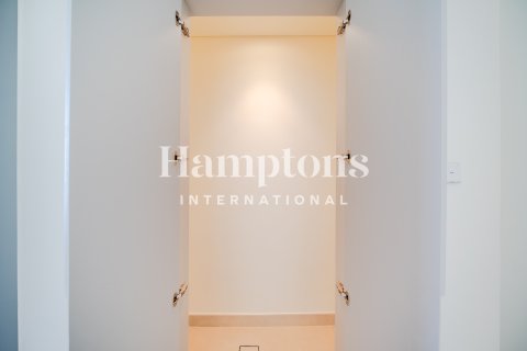 Townhouse in The Valley, Dubai, UAE 3 bedrooms, 173.99988676 sq.m. № 655614 - photo 13