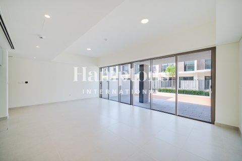 Townhouse in The Valley, Dubai, UAE 3 bedrooms, 173.99988676 sq.m. № 655614 - photo 14