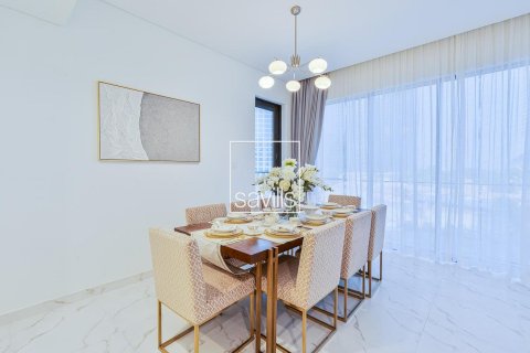Apartment in Al Khalidiya, Abu Dhabi, UAE 3 bedrooms, 195.47 sq.m. № 748144 - photo 8