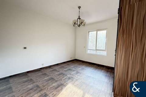 Huoneisto Motor City, Dubai, Arabiemiraatit 2 makuuhuonetta, 151 m2 № 666285 - kuva 10