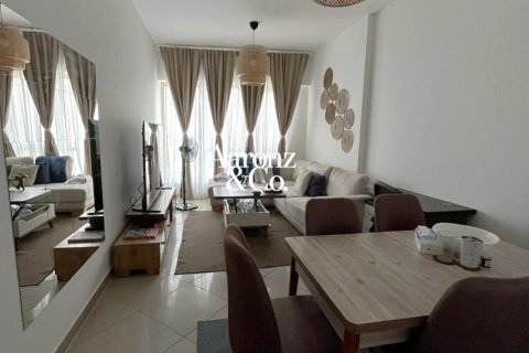 Купить квартиру в Джумейра Лейк Тауэрс, Дубай, ОАЭ 2 спальни, 101м2, № 714567 - фото 1