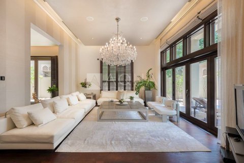 Huvila Al Barari, Dubai, Arabiemiraatit 6 makuuhuonetta, 1181.1 m2 № 714562 - kuva 10