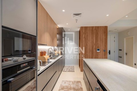 Apartament de închiriat în DIFC, Dubai, EAU 2 dormitoare, 189.34 mp.  №768682 - poză 12