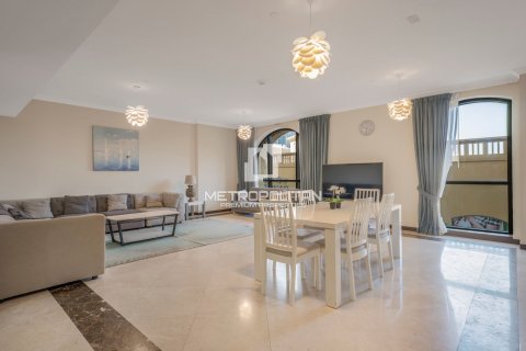 Apartment in Jumeirah Beach Residence, Dubai, UAE 3 bedrooms, 202 sq.m. № 663158 - photo 2