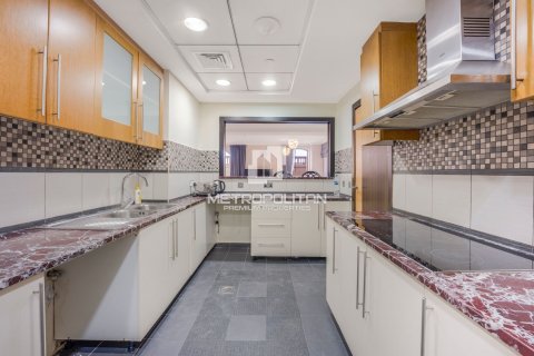 Apartment in Jumeirah Beach Residence, Dubai, UAE 3 bedrooms, 202 sq.m. № 663158 - photo 3