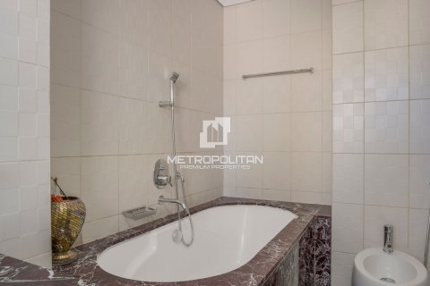 Apartment in Jumeirah Beach Residence, Dubai, UAE 3 bedrooms, 202 sq.m. № 663158 - photo 27