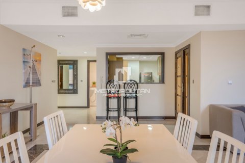 Apartment in Jumeirah Beach Residence, Dubai, UAE 3 bedrooms, 202 sq.m. № 663158 - photo 5