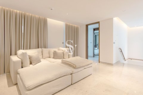 Vila v Tilal Al Ghaf, Dubai, SAE 4 spálne, 432 m2 č. 705086 - Fotografia 13
