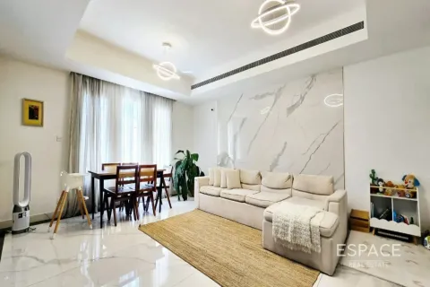 Villa in The Springs, Dubai, UAE 3 bedrooms, 228 sq.m. № 738120 - photo 5