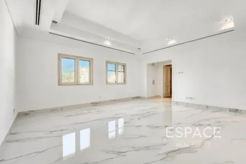 Villa à louer à The Lakes, Dubai, EAU 6 chambres, 569 m2 № 738121 - photo 7