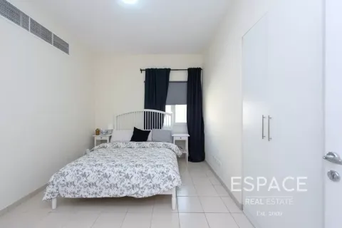 Villa in Meadows, Dubai, UAE 4 bedrooms, 339 sq.m. № 738123 - photo 13