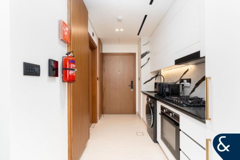 Apartament në TRILLIONAIRE RESIDENCES në Business Bay, Dubai, Emiratet e Bashkuara Arabe 1 dhomë, 50 m2. № 685372 - Foto 26