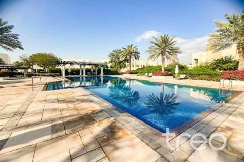 Villa a Reem, Dubai, EAU 3 camere da letto, 207.73 mq. № 733819