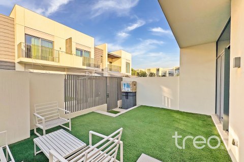Townhouse di Arabian Ranches 3, Dubai, UEA 3 kamar tidur, 179.67 m2 nomor 733814 - foto 14