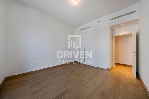 Apartment in Jumeirah, Dubai, UAE 3 bedrooms, 216.56 sq.m. № 745730 - photo 10