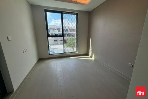 Dubai, UAE의 판매용 타운하우스 침실 3개, 134.9제곱미터 번호 686032 - 사진 10