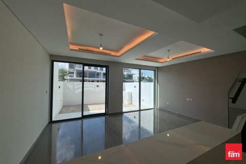 Dubai, UAE의 타운하우스 침실 3개, 134.9제곱미터 번호 686032