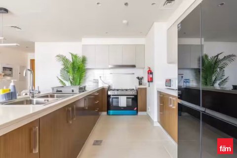 Appartement te huur in Dubai, VAE 3 slaapkamers, 145.7 vr.m., nr 712756 - foto 9