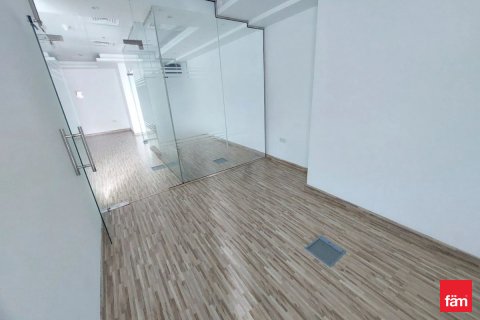 Escritório para arrendamento em Business Bay, Dubai, EAU 76.4 m2 № 668980 - foto 3