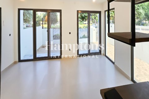 Shtëpi në qytet në Tilal Al Ghaf, Dubai, Emiratet e Bashkuara Arabe 4 dhoma gjumi, 205.40853300 m2. № 766413 - Foto 14