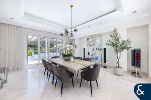 Villa te koop in Arabian Ranches, Dubai, VAE 6 slaapkamers, 666 vr.m., nr 685074 - foto 6