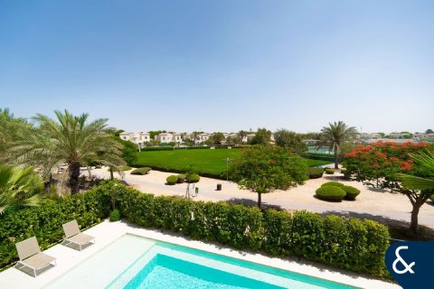 Villa te koop in Arabian Ranches, Dubai, VAE 6 slaapkamers, 666 vr.m., nr 685074 - foto 17