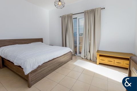 Villa zum Verkauf in Arabian Ranches, Dubai, VAE 2 Schlafzimmer, 175 m2 Nr. 685072 - Foto 7