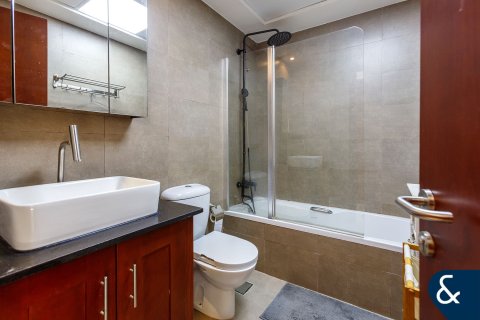 Villa zum Verkauf in Arabian Ranches, Dubai, VAE 2 Schlafzimmer, 175 m2 Nr. 685072 - Foto 8