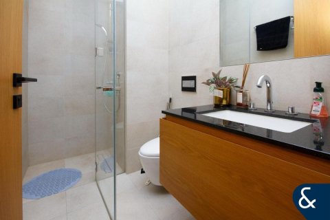 Apartamento en venta en Business Bay, Dubai, EAU 2 dormitorios, 115 m2 № 685070 - foto 15