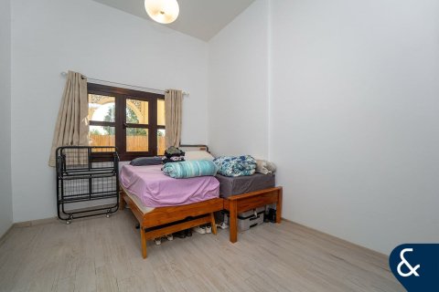 Apartman u gradu Jumeirah Golf Estates, Dubai, UAE 2 spavaće sobe, 165 m2 Br. 685068 - Slika 12