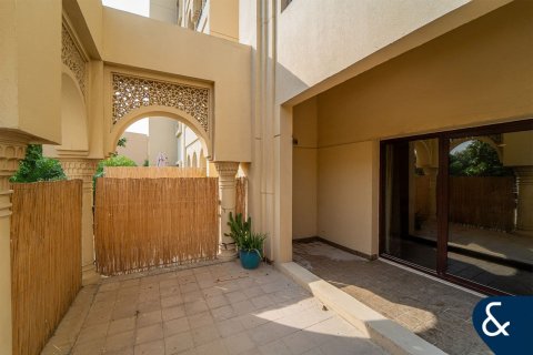 Apartman u gradu Jumeirah Golf Estates, Dubai, UAE 2 spavaće sobe, 165 m2 Br. 685068 - Slika 15