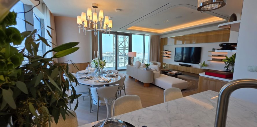 آپارتمان در Al Wasl، Dubai ، امارات متحده عربی 2 خوابه ، 211.55 متر مربع.  شماره 748808