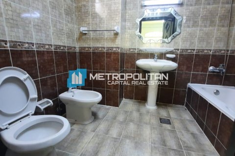 Villa te koop in Khalifa City, Abu Dhabi, VAE 6 slaapkamers, 2090.3 vr.m., nr 670788 - foto 19